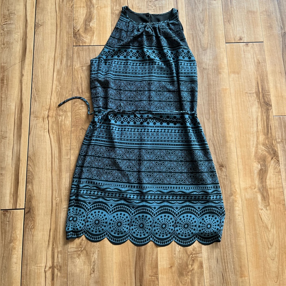 LOFT shift dress with tie